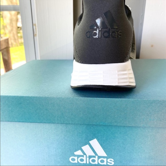 NWT In Box Adidas Duramo sneakers black - Picture 5 of 5